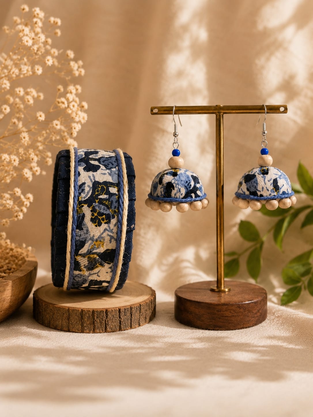 BLUE FLORAL ZHUMKI & BANGLE COMBO