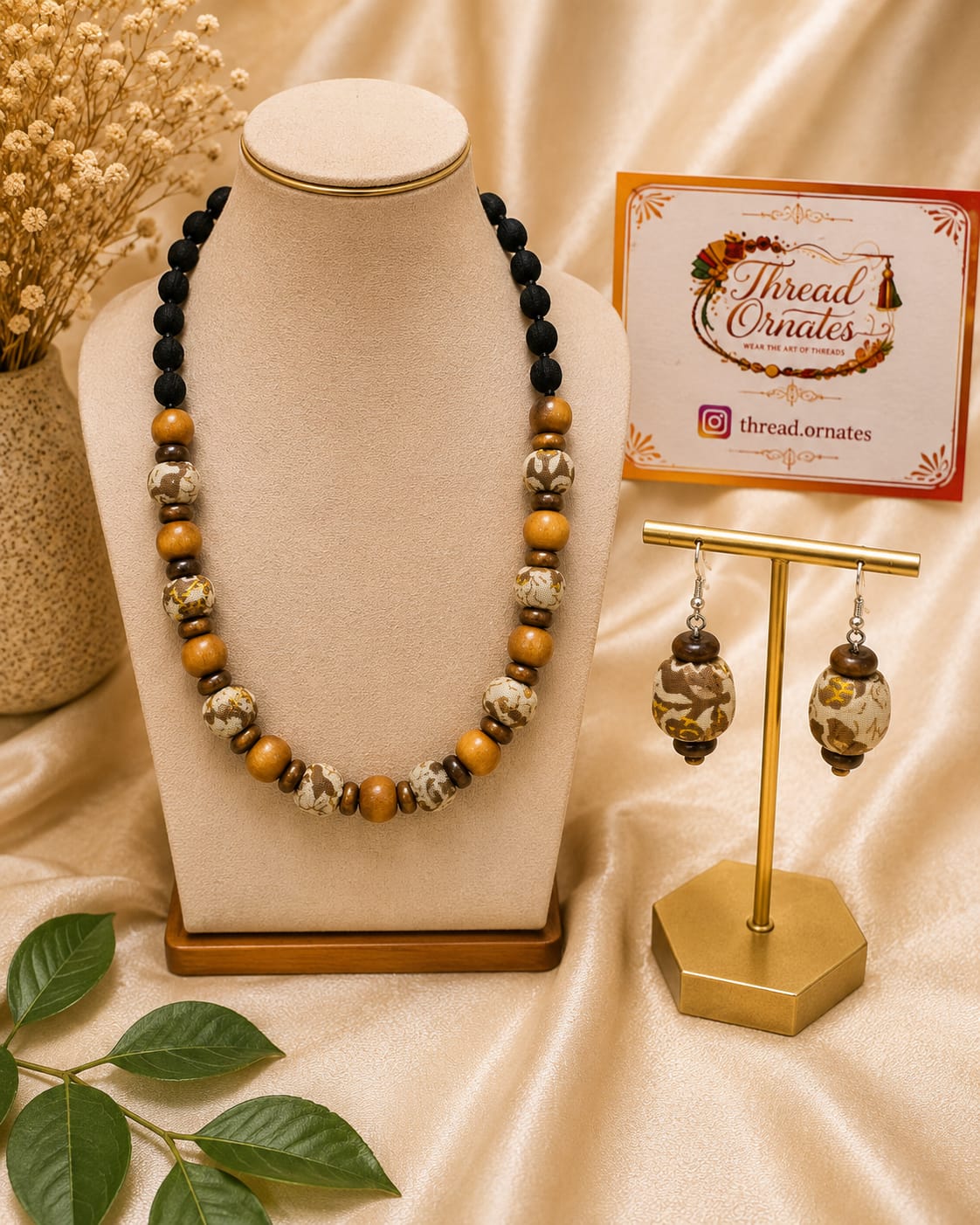 BEIGE FLORAL WOODEN BEADED MALA