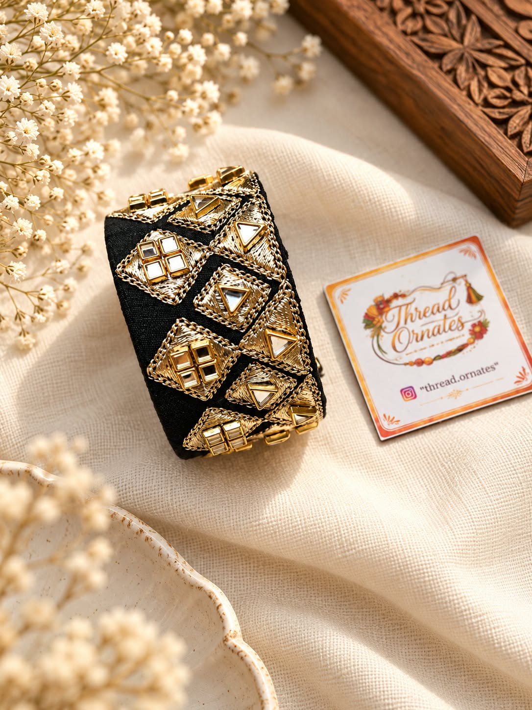 BLACK KUNDAN HANDCUFF