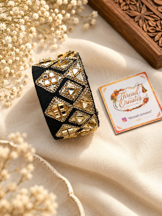 BLACK KUNDAN HANDCUFF