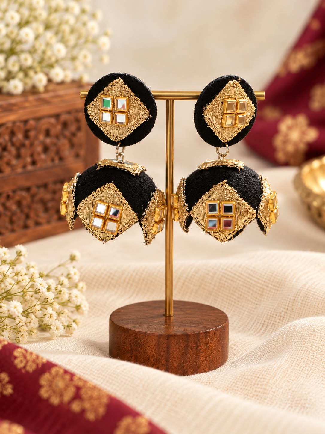BLACK KUNDAN ZHUMKI